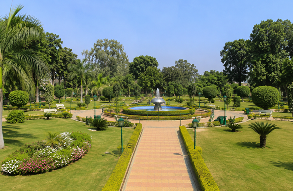 Beautiful view of Company Garden (Company Bagh) in Saharanpur with lush green lawns, landscaped gardens, walking paths, and a peaceful environment representing Resume Writing Services Saharanpur.