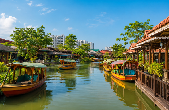 Floating Market Patuli near Rajpur Sonarpur representing Resume Writing Services Rajpur Sonarpur