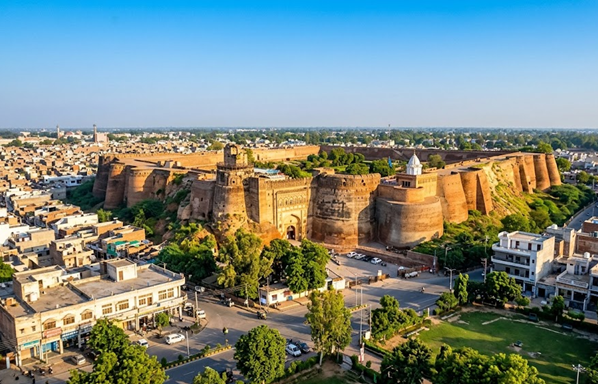 Qila Mubarak in Bathinda, Punjab, with historic architecture and modern surroundings, representing Resume Writing Services Bathinda by Bright Future Resume.