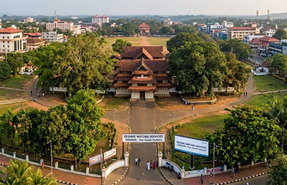 Vadakkunnathan Temple and Thekkinkadu Maidan in Thrissur representing Resume Writing Services Thrissur